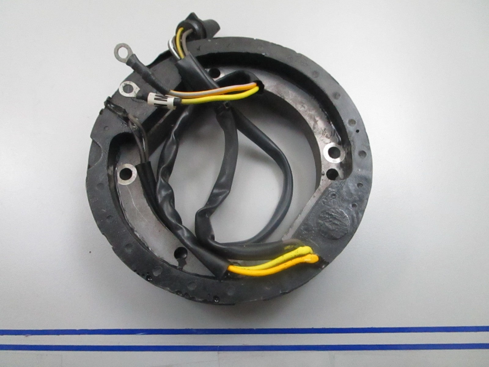 *NEW OEM* 0810 OMC Johnson Evinrude Stator 583837 0583837