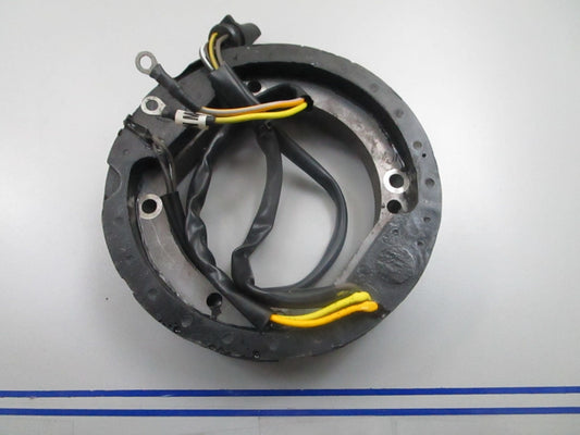 *NEW OEM* 0810 OMC Johnson Evinrude Stator 583837 0583837