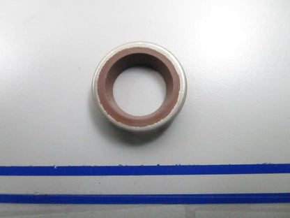 *NEW OEM* 0810 OMC Johnson Evinrude Seal 339014 0339014