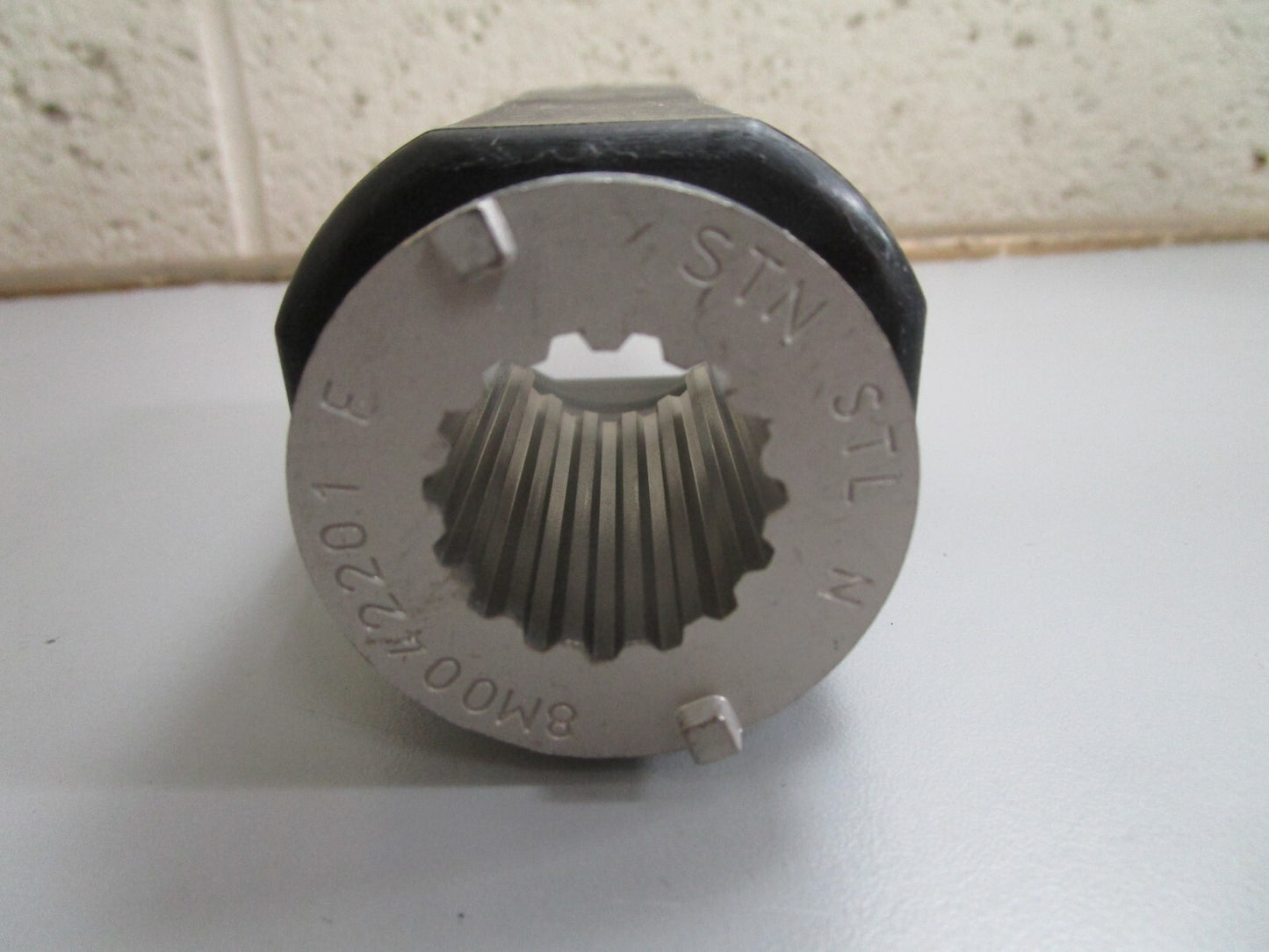*NEW OEM* 0820 Mercury Quicksilver Flo-Torq II Hub Kit 835257Q1