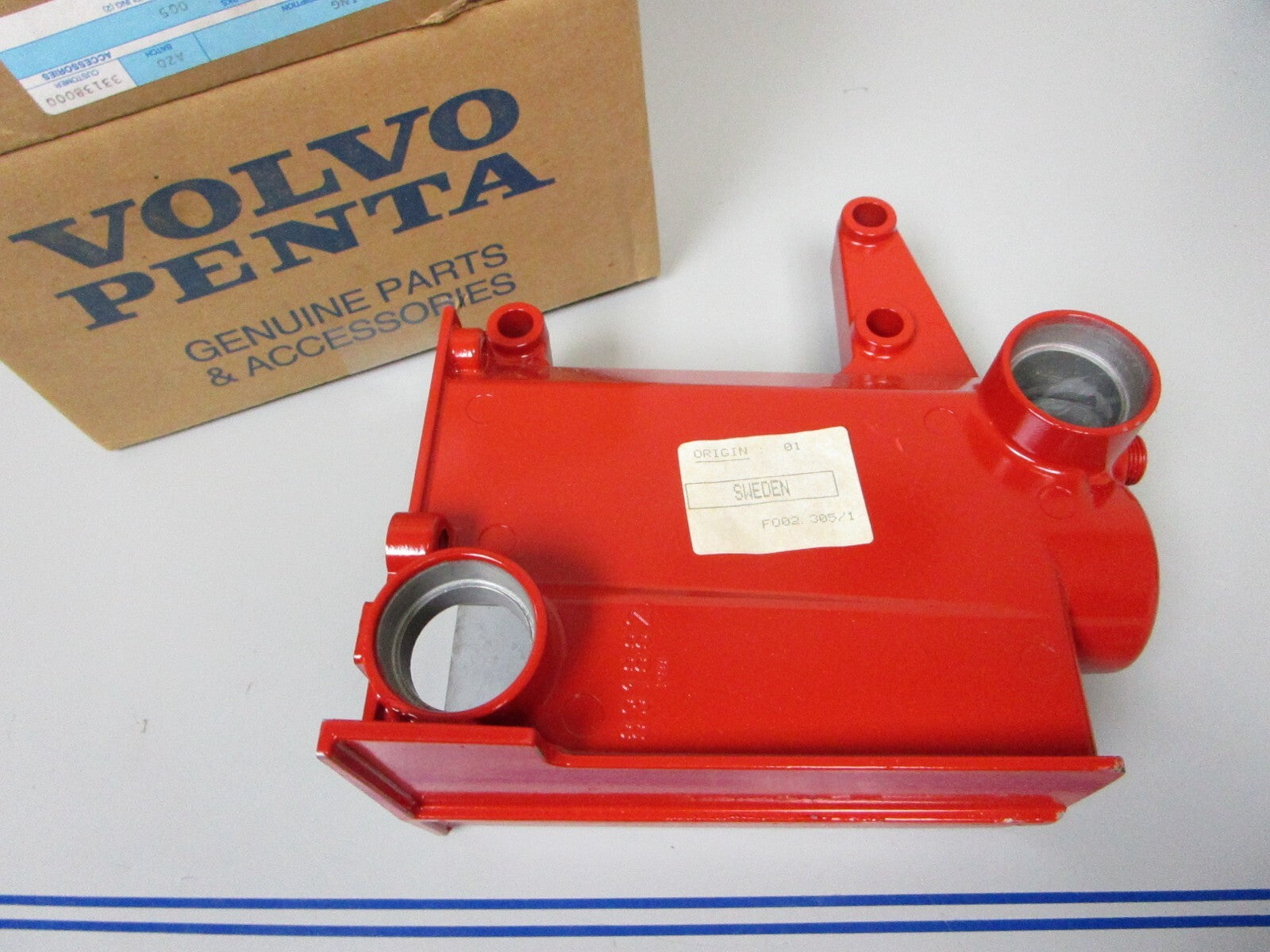 *NEW OEM* 0720 Volvo Penta Heat Exchanger 831924