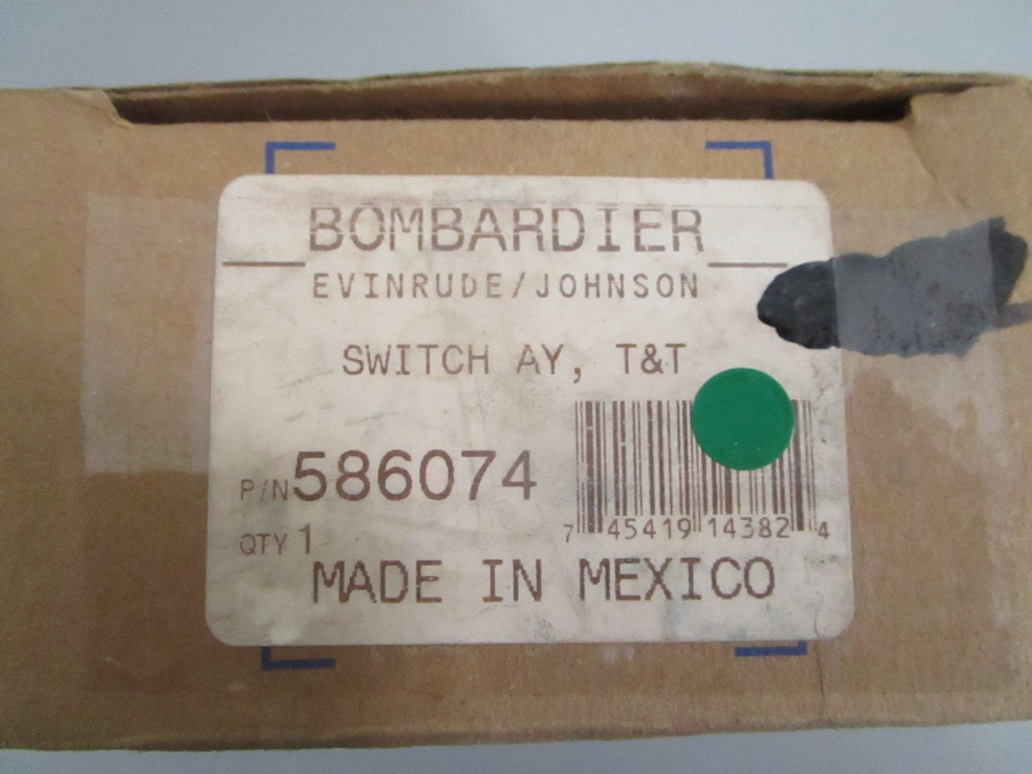 NEW OEM 586074 0586074 OMC Johnson Evinrude Trim & Tilt Switch Assy 0820