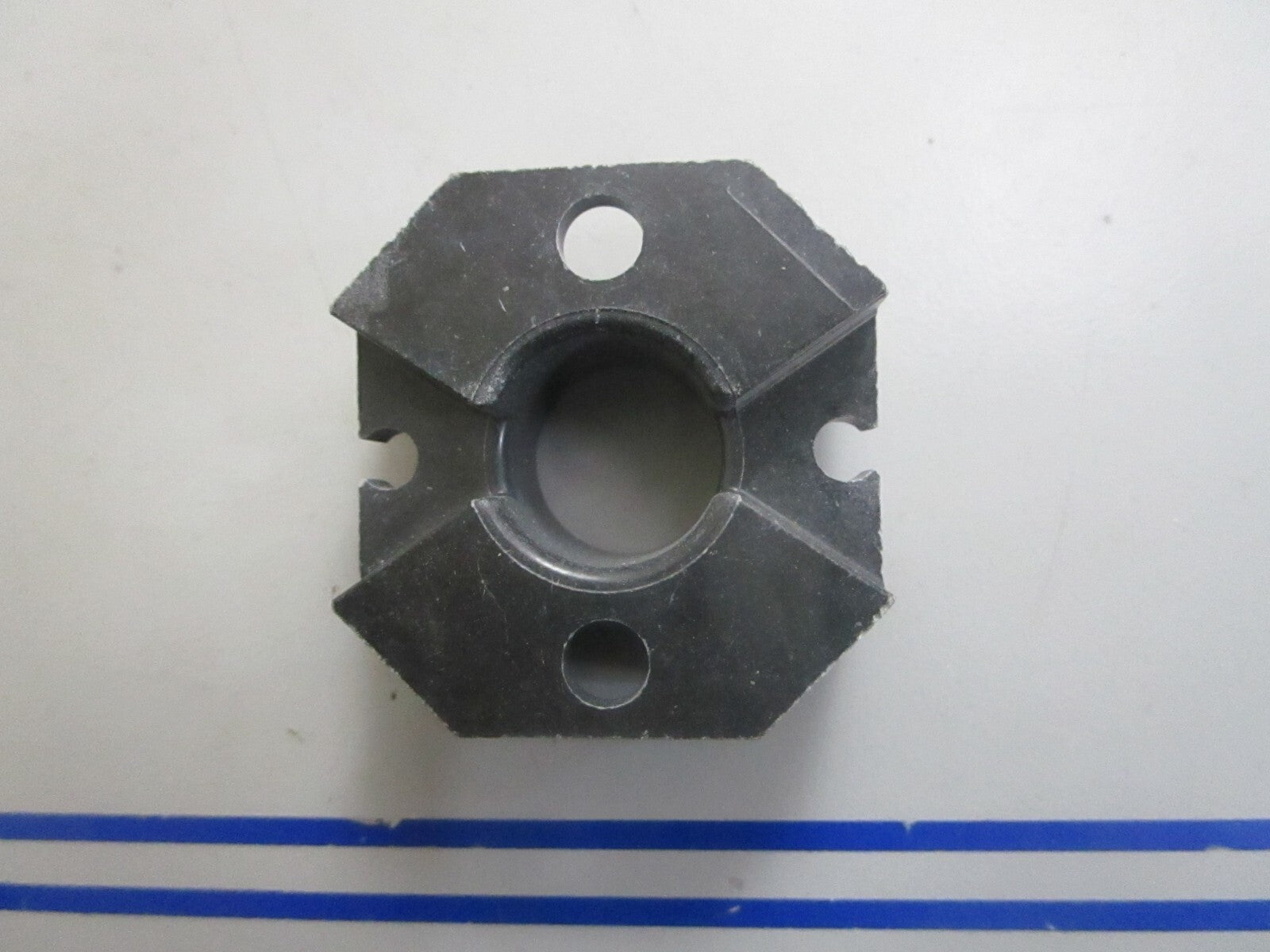 *NEW OEM* 0810 Mercury Quicksilver Holder 61787