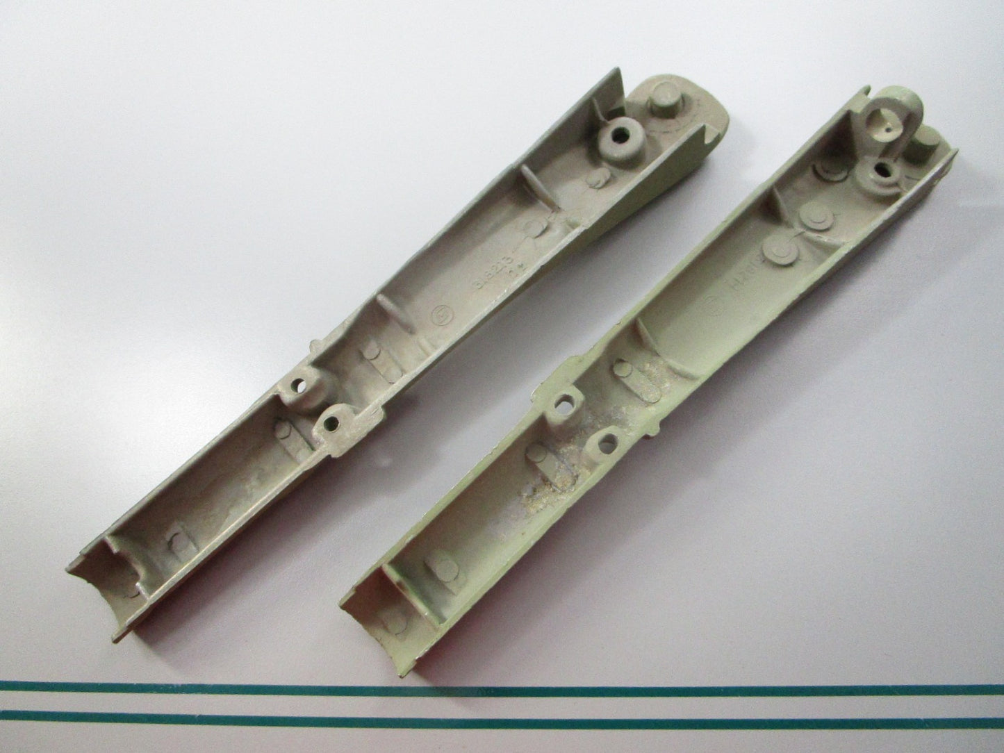 NEW OEM 381805 0381805 OMC Johnson Evinrude Steering Handle Set 0810