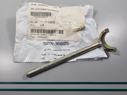 NEW OEM 529036005 Can-Am Extractor 0810