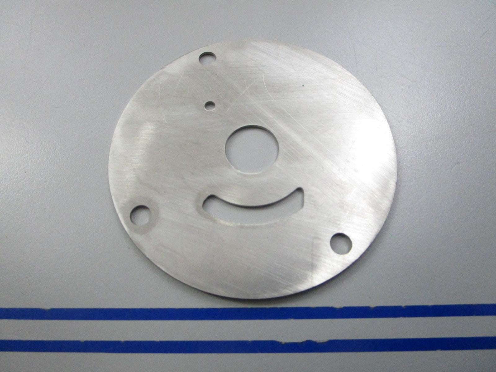 NEW OEM 17471-93102 Suzuki Water Pump Plate 0810