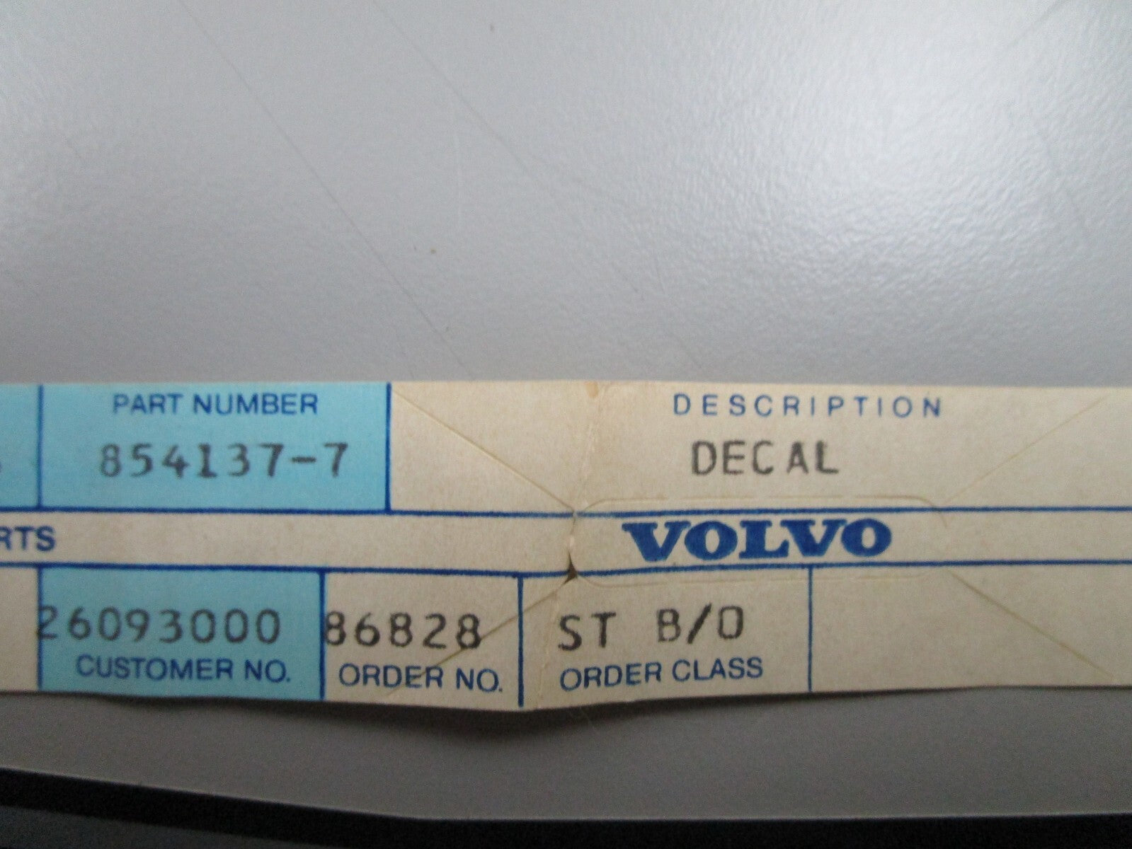*NEW OEM* 0810 Volvo Penta Decal 854137