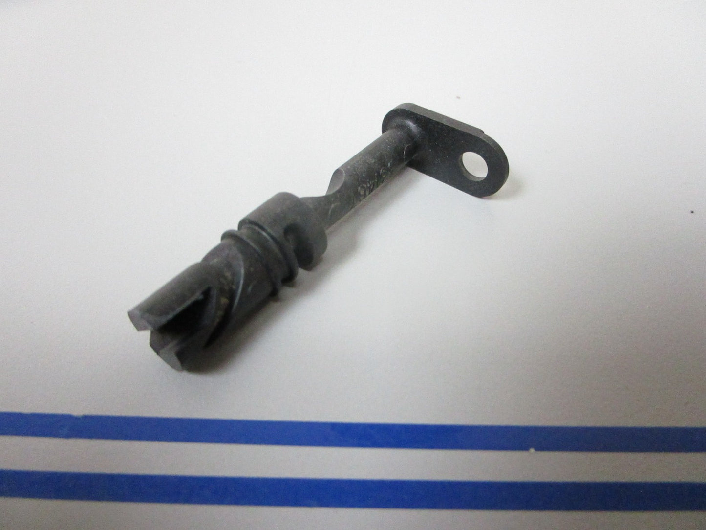 NEW OEM 331467 0331467 OMC Johnson Evinrude Valve 0720