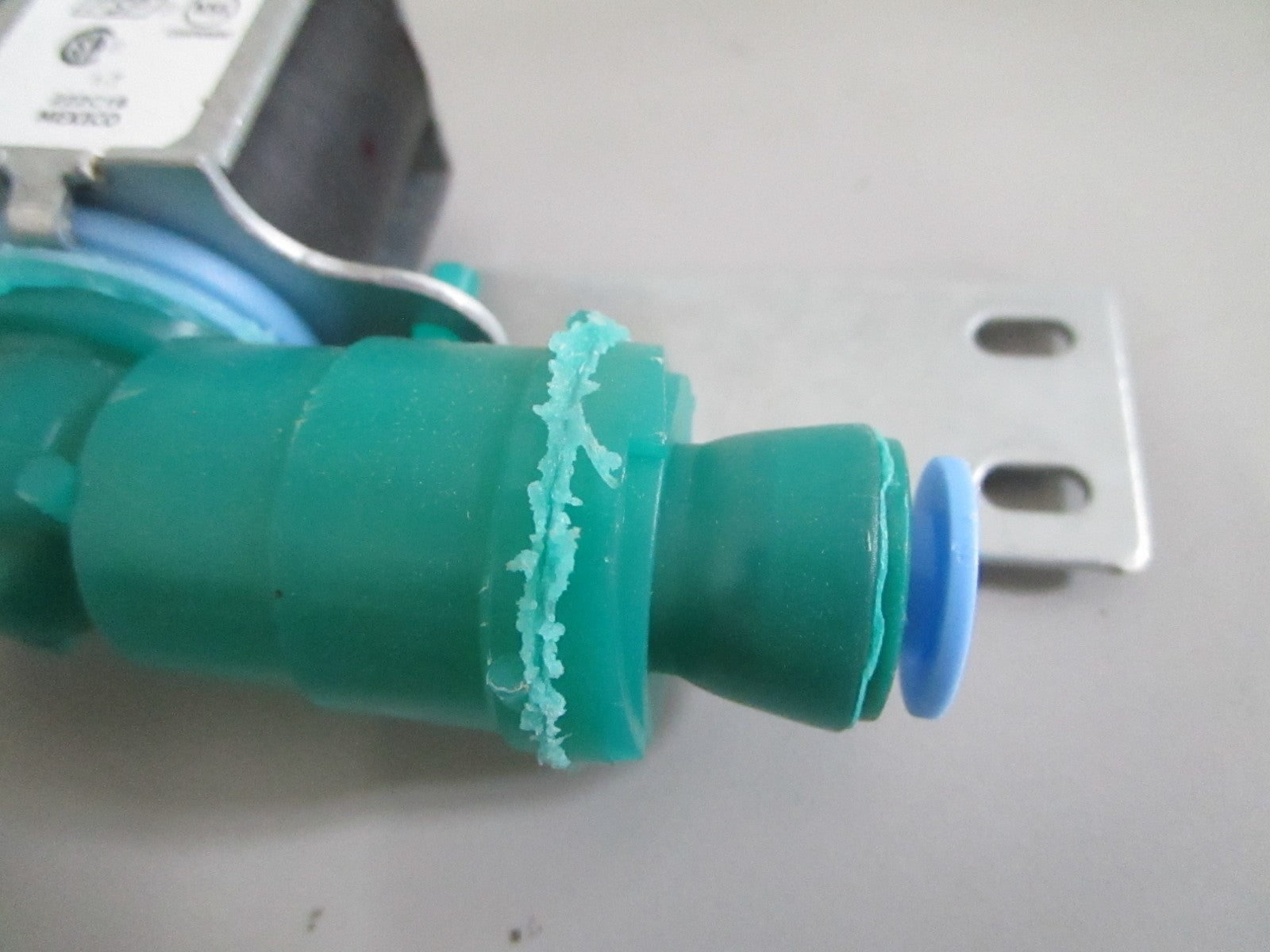 NEW OEM W11247961 Whirlpool Valve 0820