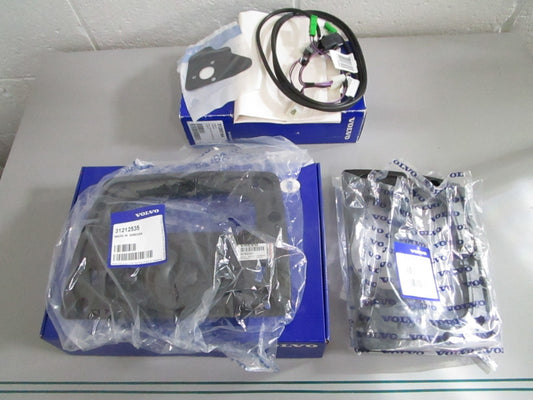 NEW OEM 30752351 Volvo Penta Dynaudio Center Speaker & Mount Kit 0820