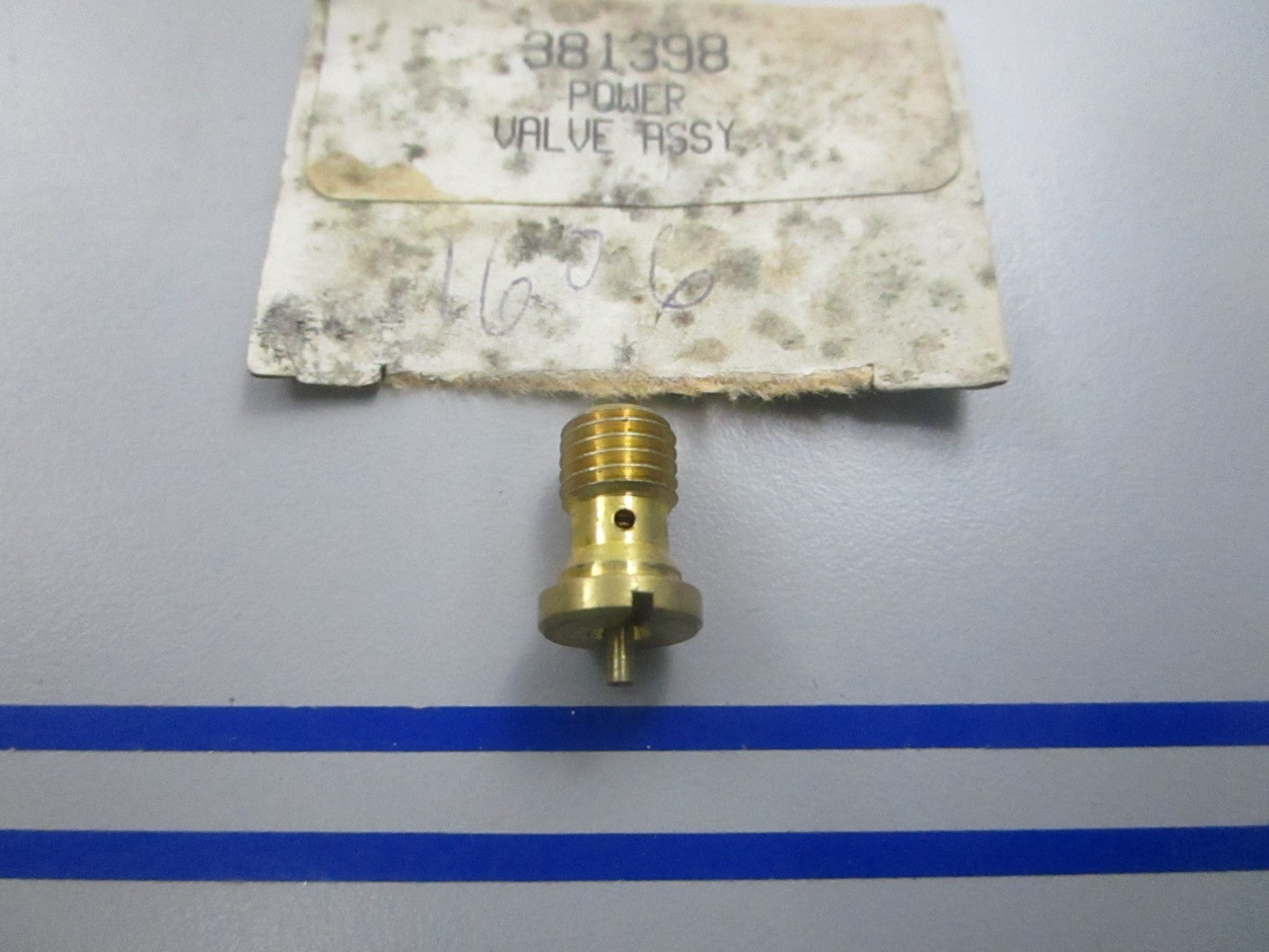 NEW OEM 381398 0381398 OMC Johnson Evinrude Power Valve Assembly 0810