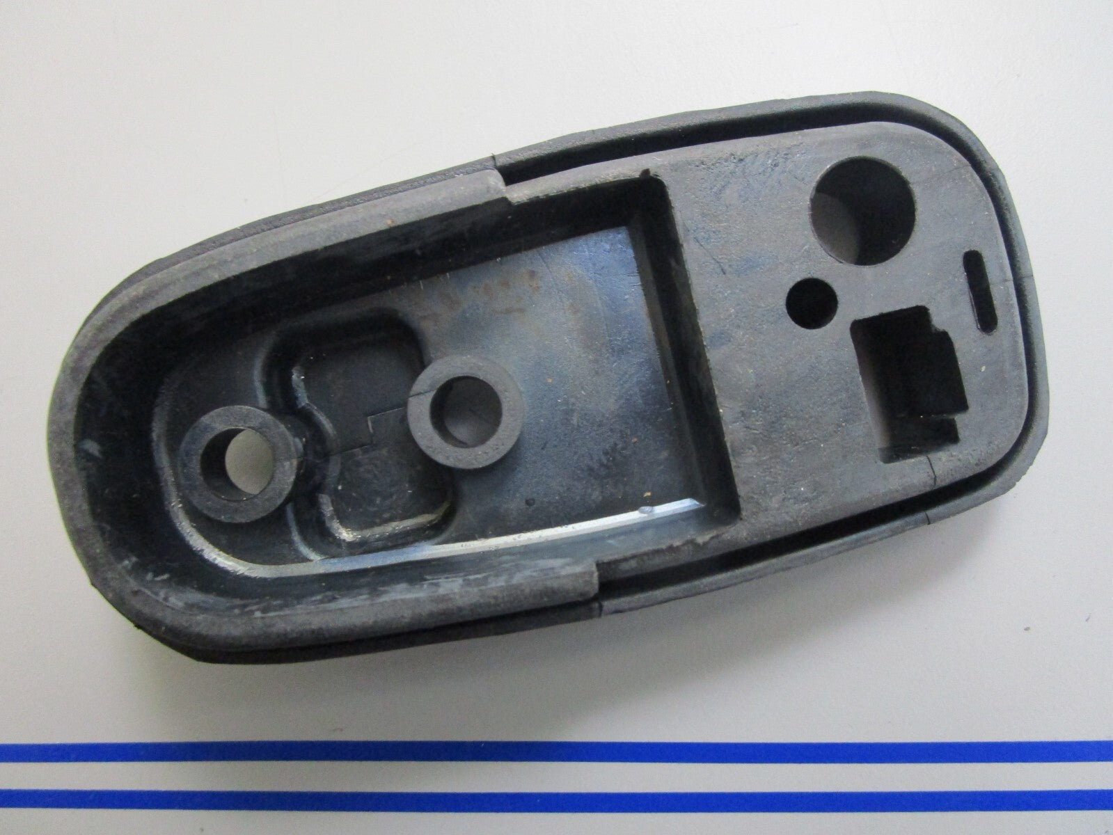 *NEW OEM* 0810 Suzuki Grommet 61124-87J00