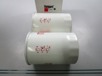 NEW (LOT OF 2) LF3689 Fleetguard Oil Filter 0810
