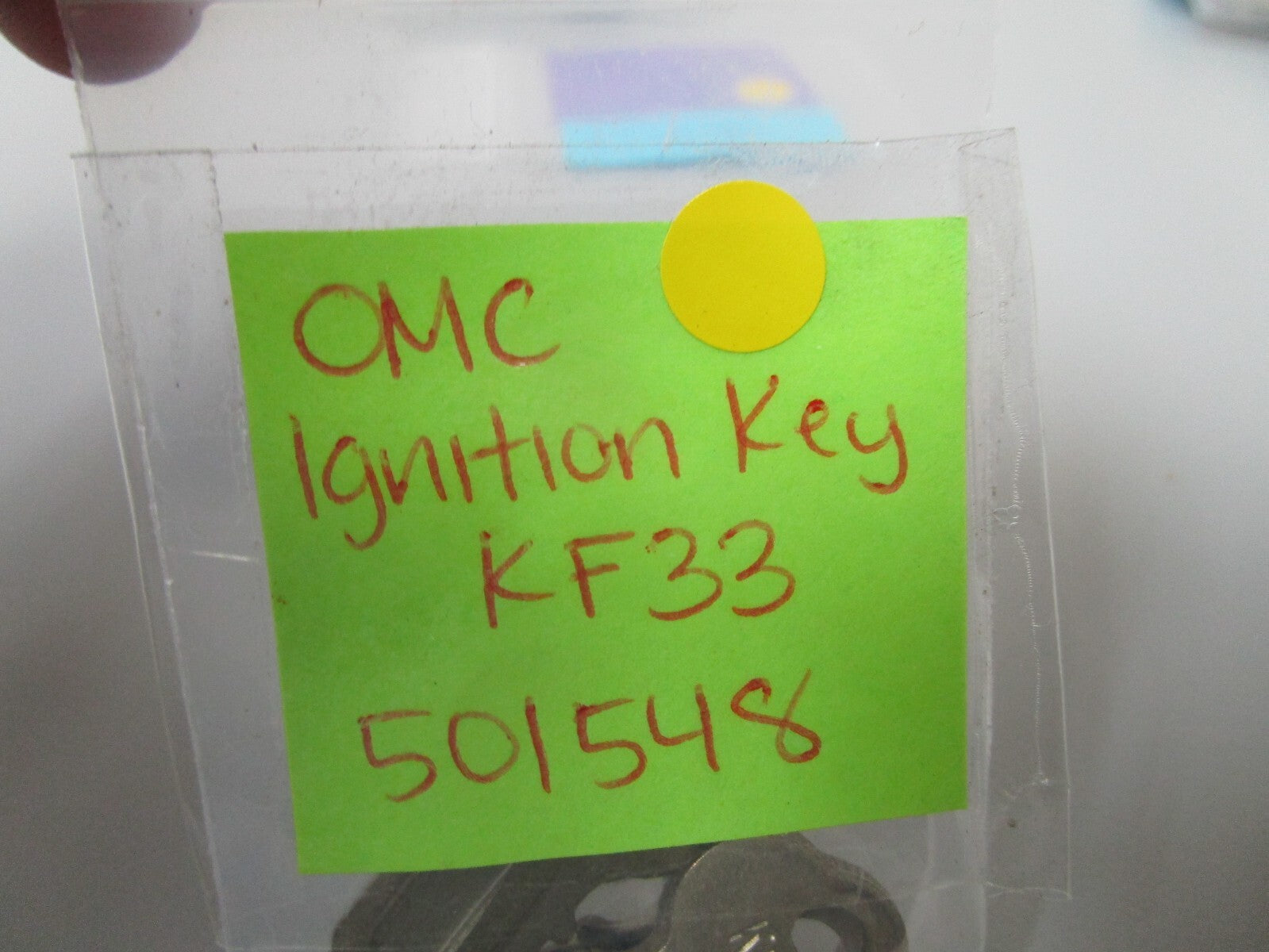 *NEW OEM* 0810 OMC Johnson Evinrude Ignition Key KF33 501548 0501548