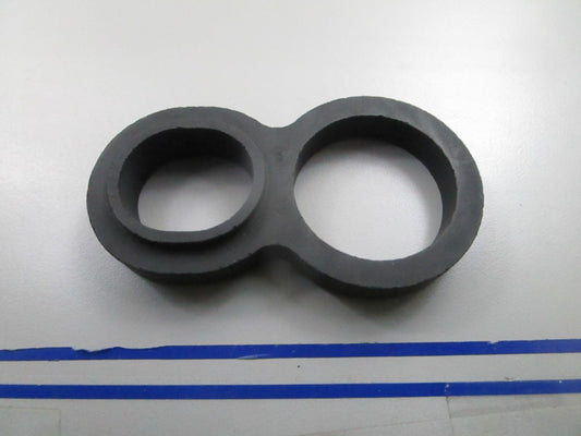 *NEW OEM* 0810 OMC Johnson Evinrude Grommet 332429 0332429