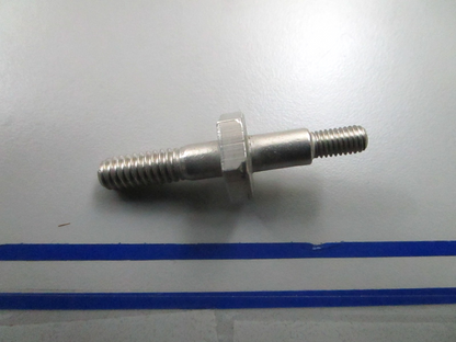 *NEW OEM* 0810 OMC Johnson Evinrude Double Ended Bolt 327675 0327675