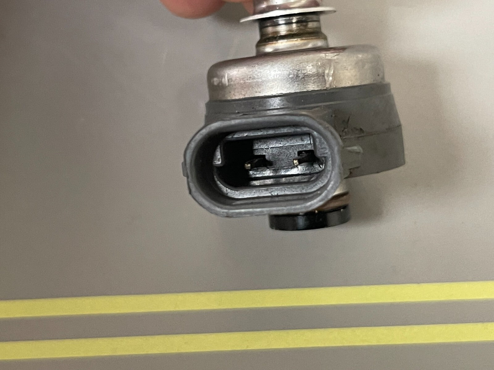 *NEW OEM* Mercury Quicksilver Gray Air Injector 8M6001744 884595A01