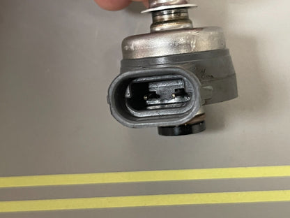 *NEW OEM* Mercury Quicksilver Gray Air Injector 8M6001744 884595A01