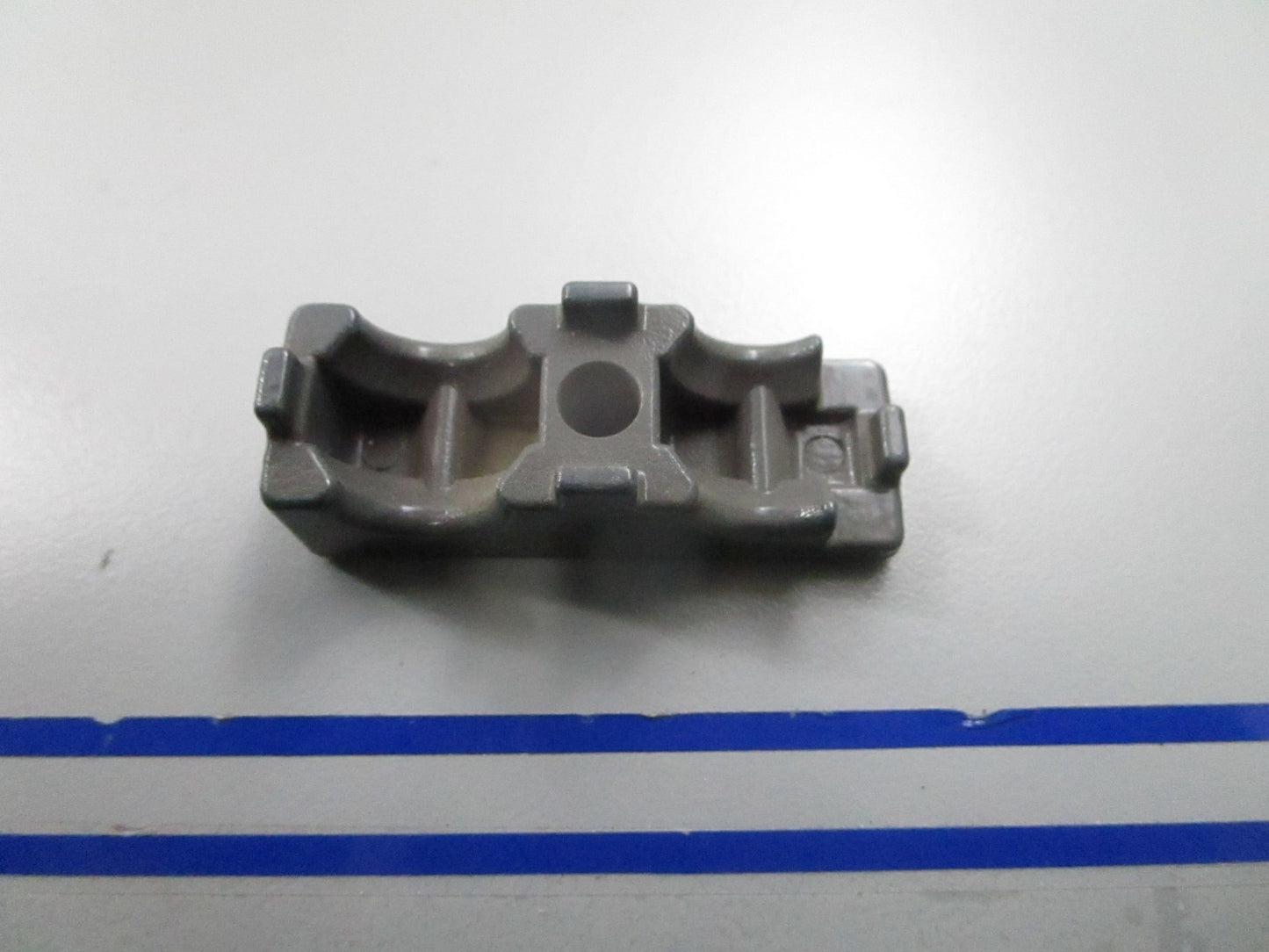 *NEW OEM* 0810 OMC Johnson Evinrude Anchor Cover 913001 0913001