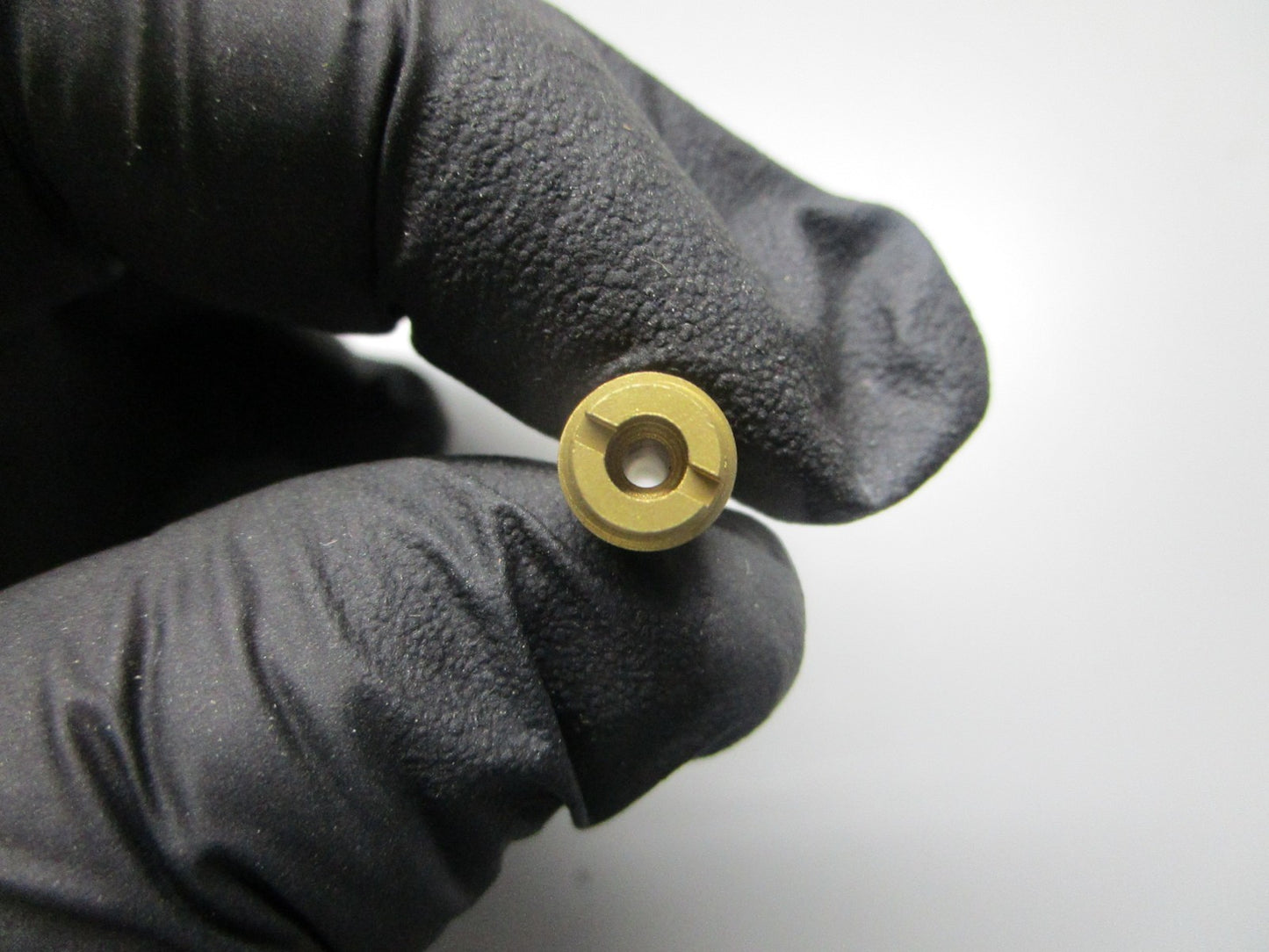 *NEW OEM* 0810 Suzuki Nozzle 13235-89E01