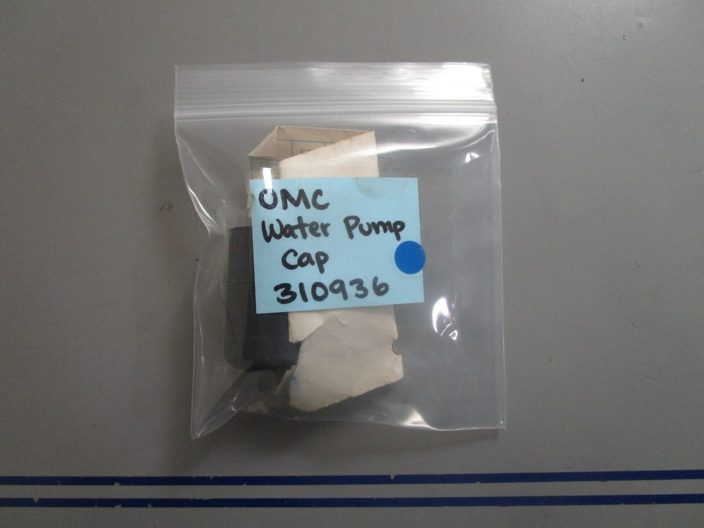 *NEW OEM* 0810 OMC Johnson Evinrude Water Pump Cap 310936 0310936