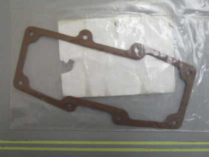 *NEW OEM* 0820 OMC Johnson Evinrude Gasket 3853574