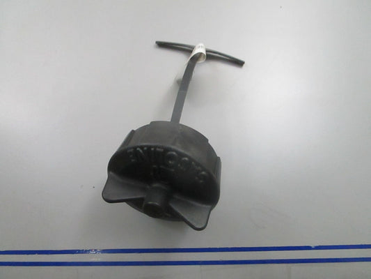 *NEW OEM* 0810 OMC Johnson Evinrude Fuel Cap Assembly 767525 0767525