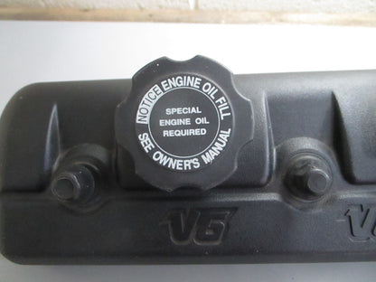 *NEW OEM* 0820 GM Rocker Arm Cover 12554256