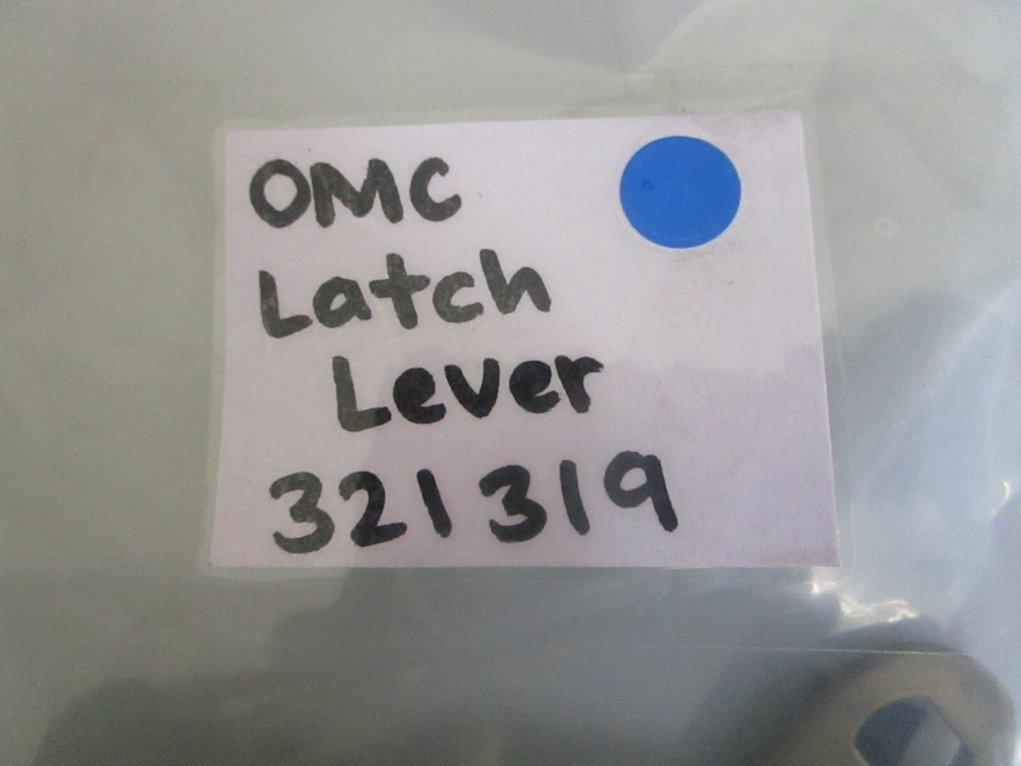 *NEW OEM* 0810 OMC Johnson Evinrude Latch Lever 321319 0321319