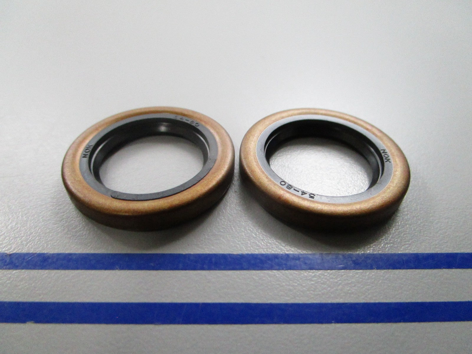 NEW OEM (LOT OF 2) 32600 Tecumseh Oil Seal 0810