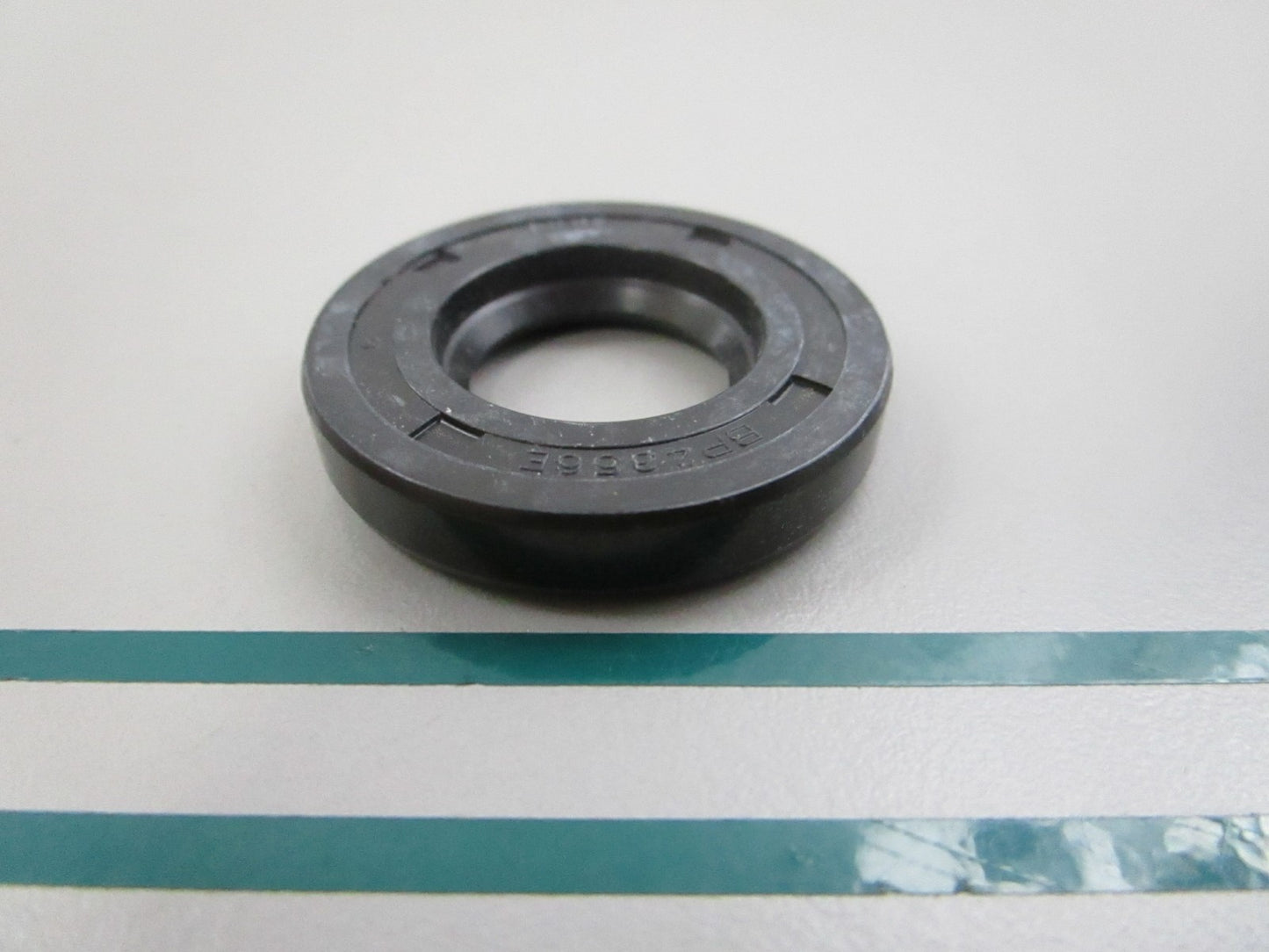 NEW OEM 3C8-60223-10 3C8602230 Tohatsu Oil Seal 0810
