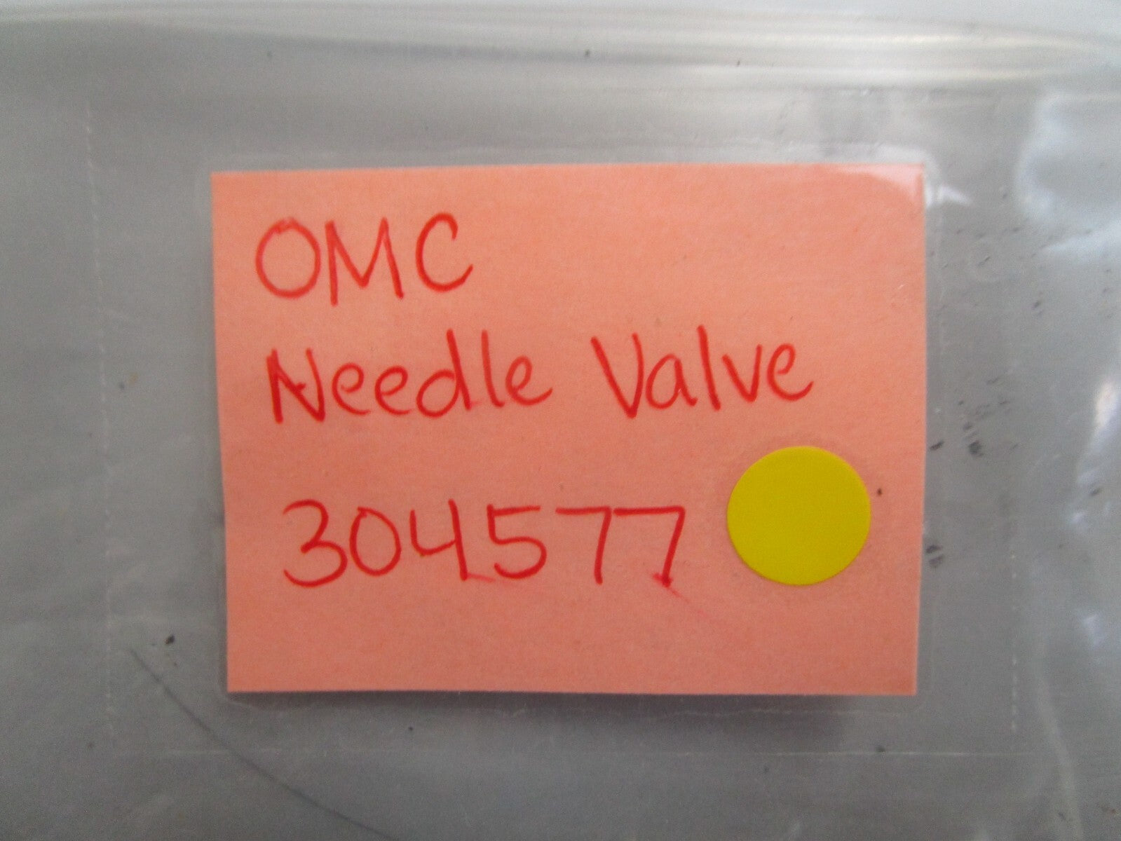 *NEW OEM* 0810 OMC Johnson Evinrude Needle Valve 304577 0304577