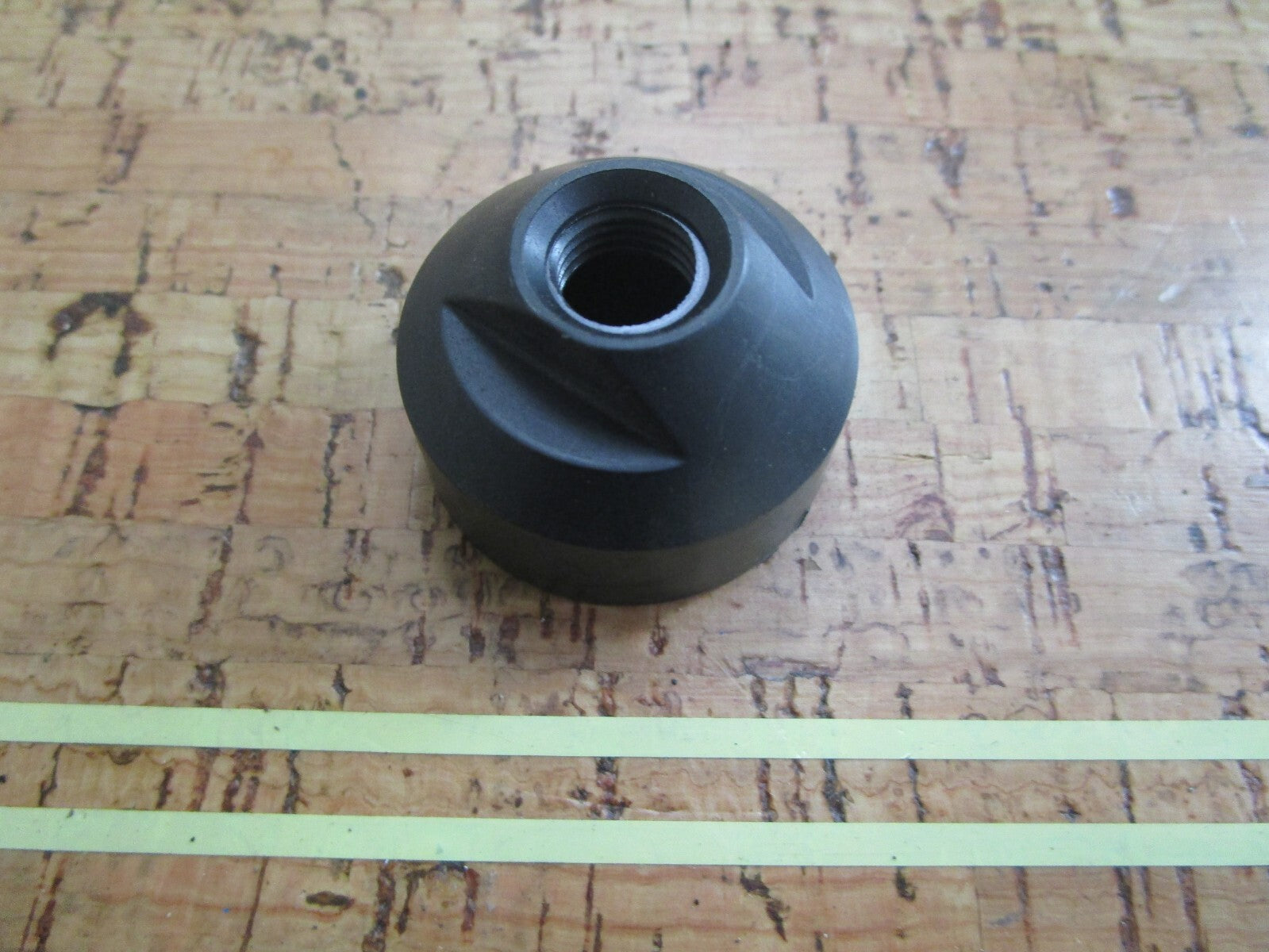 *NEW OEM* 0810 OMC Johnson Evinrude Cap 3852958