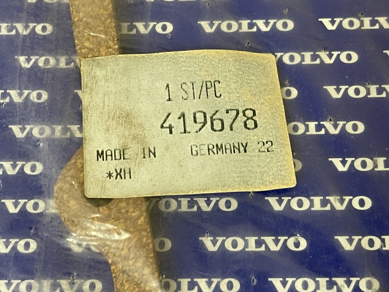 *NEW OEM* 0670 Volvo Penta Gasket 419678