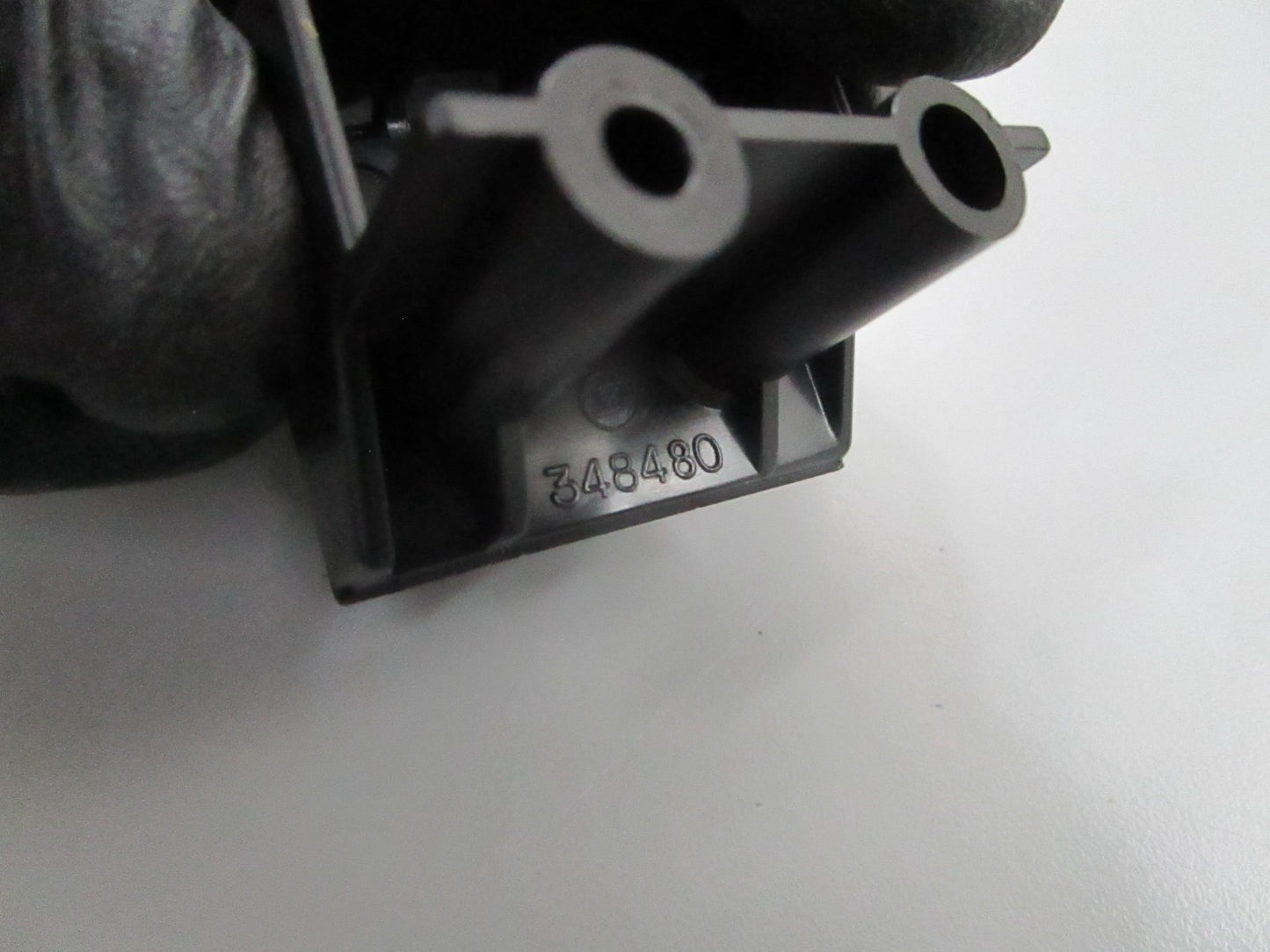 *NEW OEM* 0810 OMC Johnson Evinrude Water Inlet Screen 348480 0348480