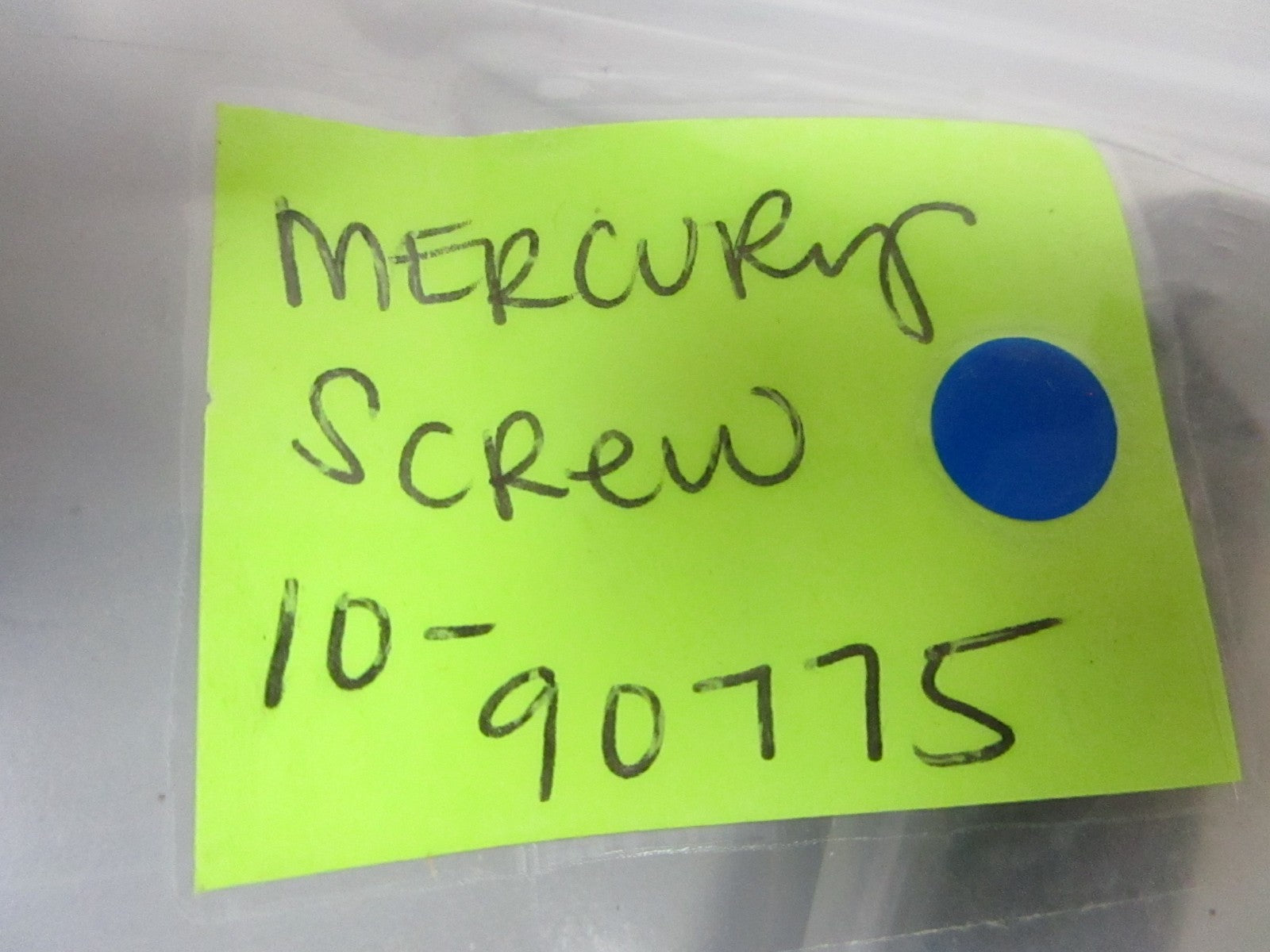 *NEW OEM* 0720 Mercury Quicksilver Screw 10-90775