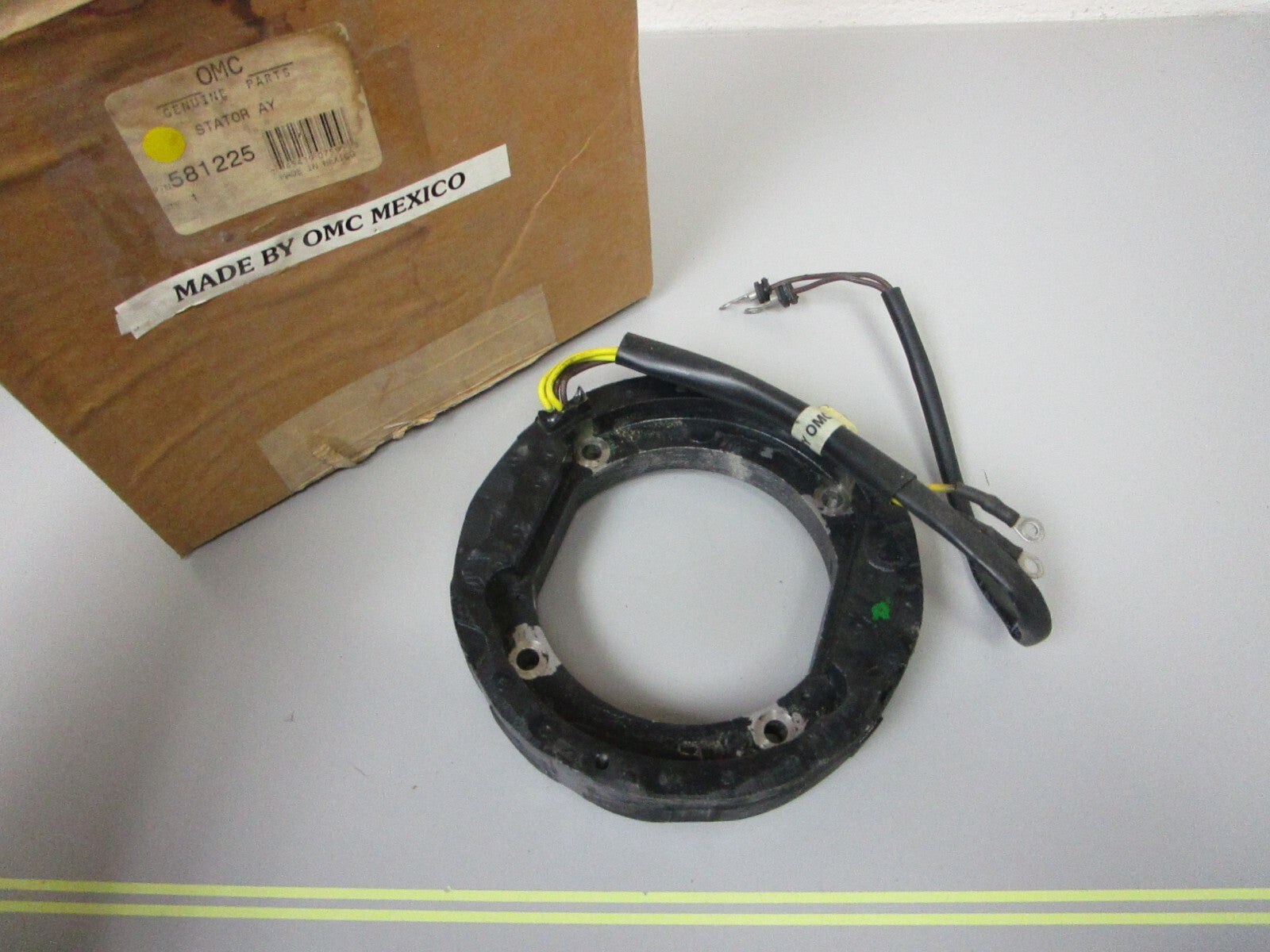 *NEW OEM* 0720 OMC Johnson Evinrude Stator 581225 0581225