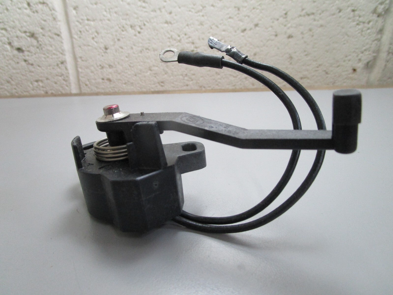 *NEW OEM* 0820 OMC Johnson Evinrude Sending Unit 982330 0982330