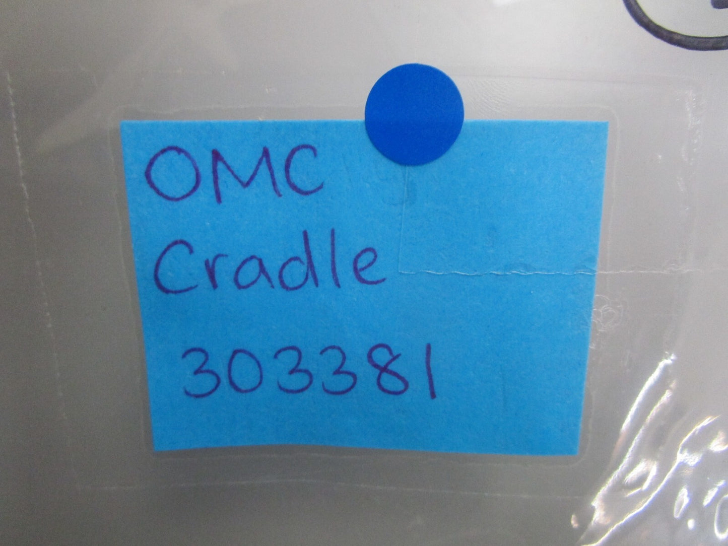 *NEW OEM* 0820 OMC Johnson Evinrude Cradle 303381 0303381