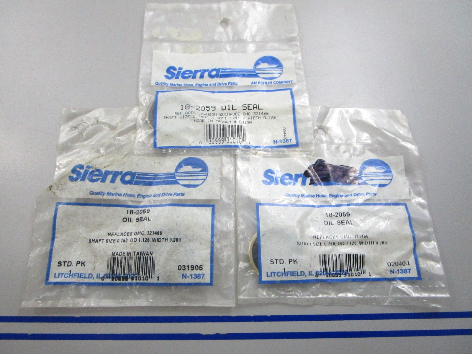 NEW (LOT OF 3) 18-2059 Replaces: OMC 321466 0321466 Sierra Oil Seal 0810