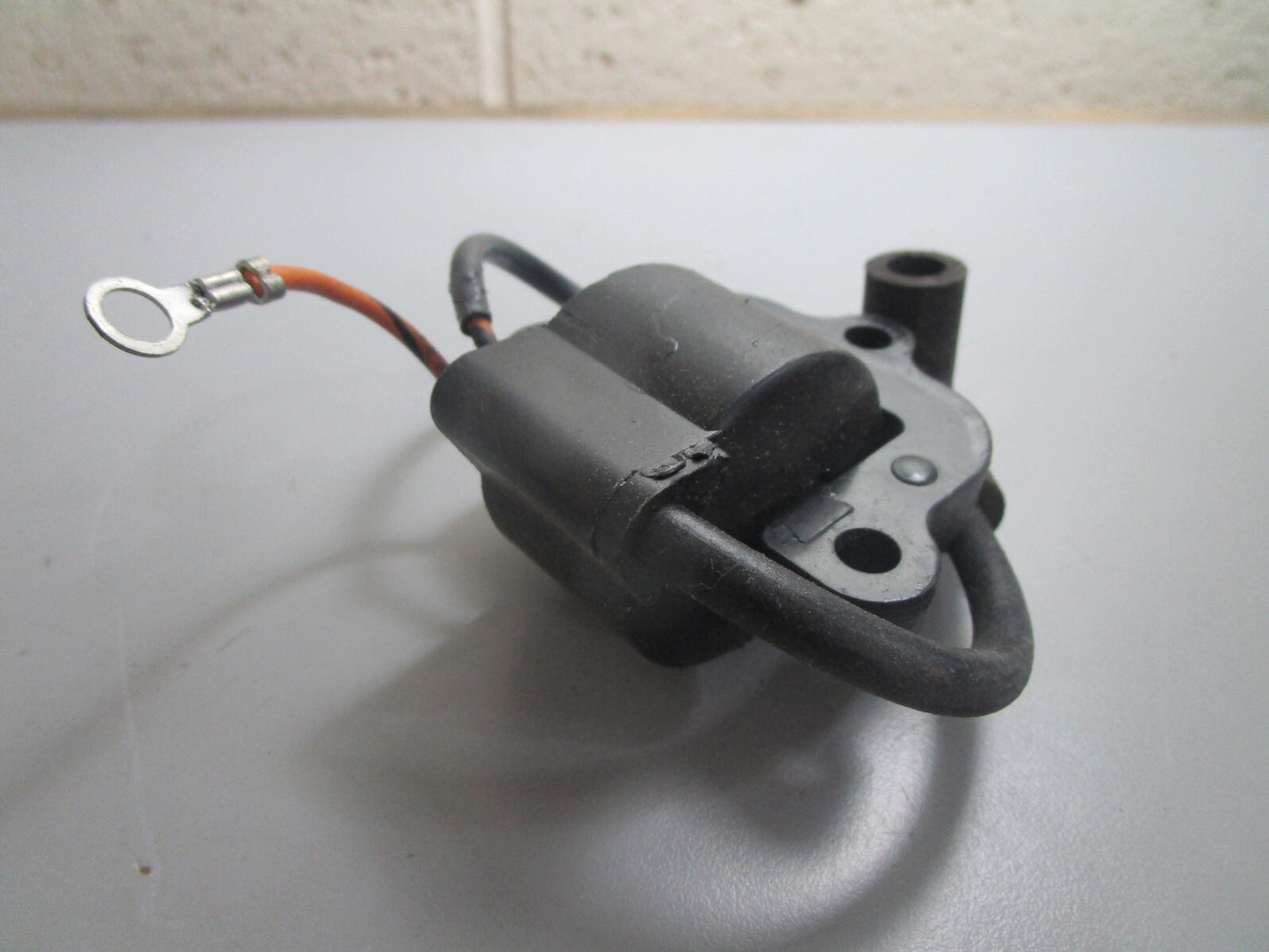 *NEW OEM* 0820 OMC Johnson Evinrude Ignition Col 582303 0582303