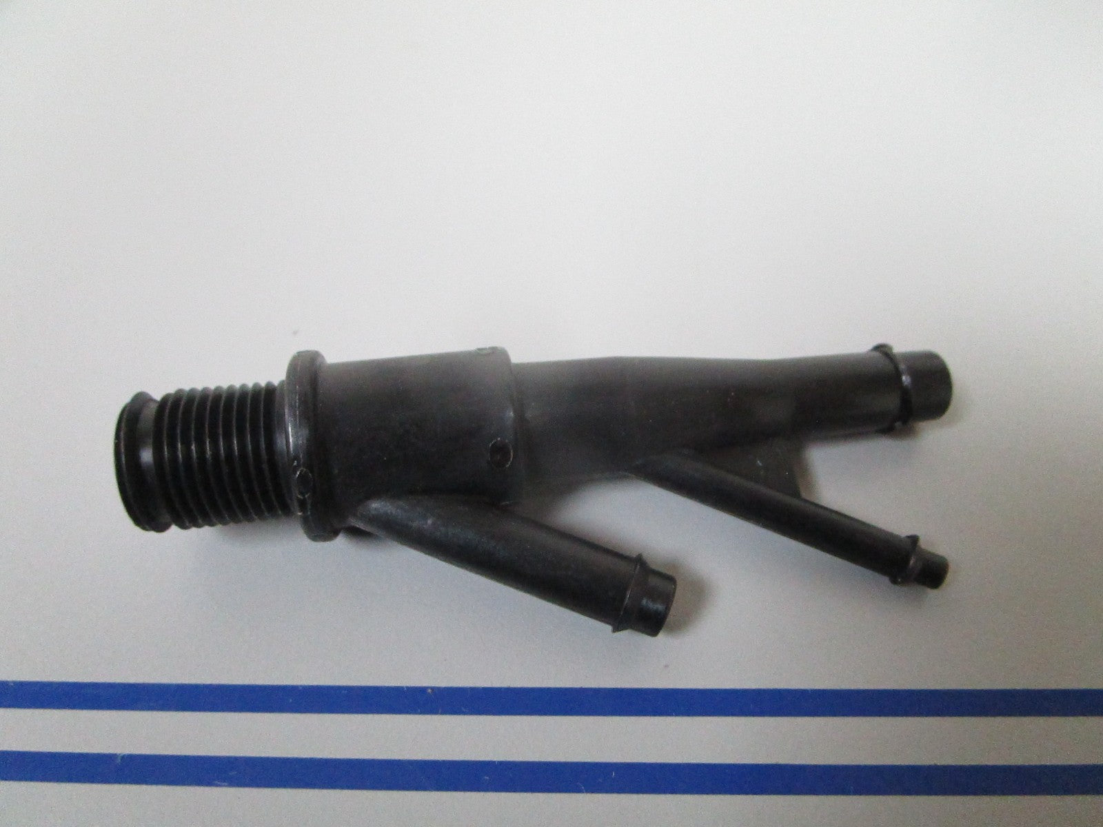 NEW OEM 914902 0914902 OMC Johnson Evinrude Aspirator Valve 0720