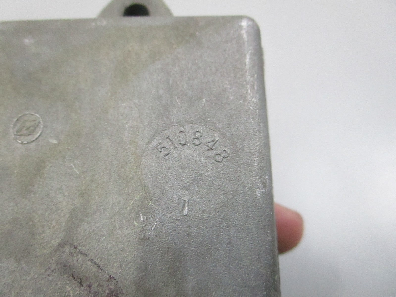 NEW OEM 581397 0581397 OMC Johnson Evinrude Power Pack 0810