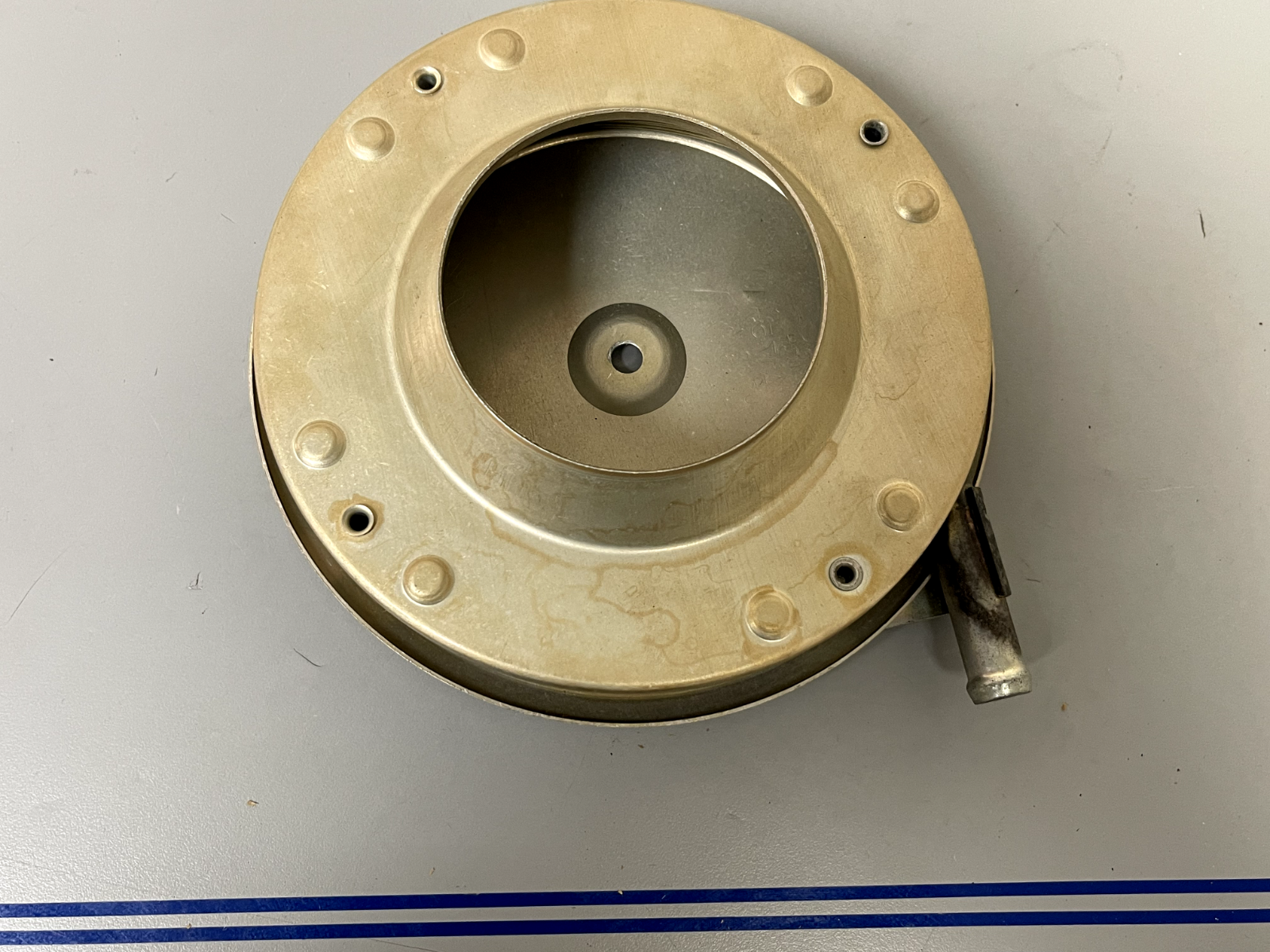 *NEW OEM* 0670 Mercury Mercrusier 3.7L 224 CID Flame Arrestor 85784