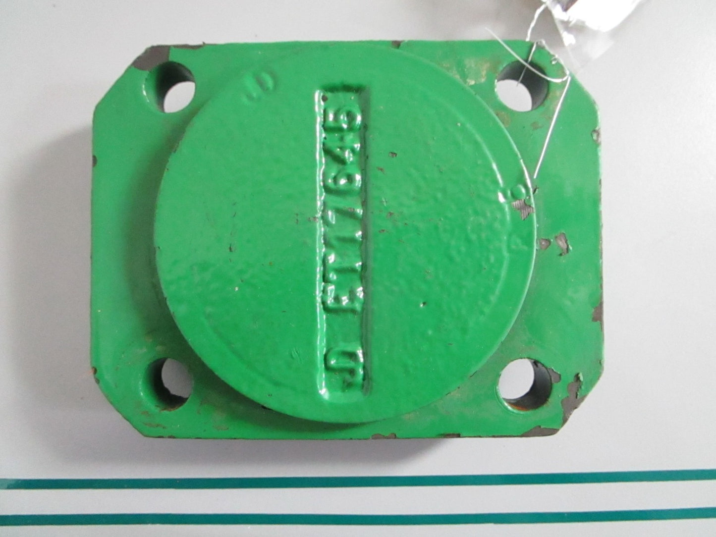 NEW OEM MT7001 ET17645 John Deere Cap 0820