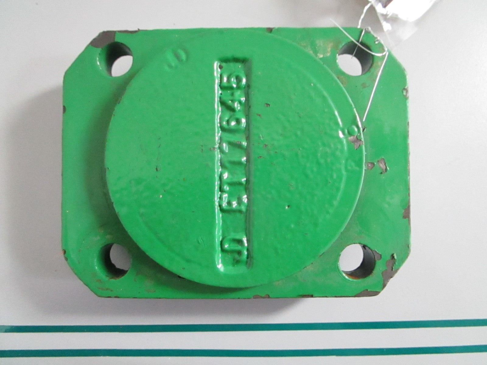 NEW OEM MT7001 ET17645 John Deere Cap 0820