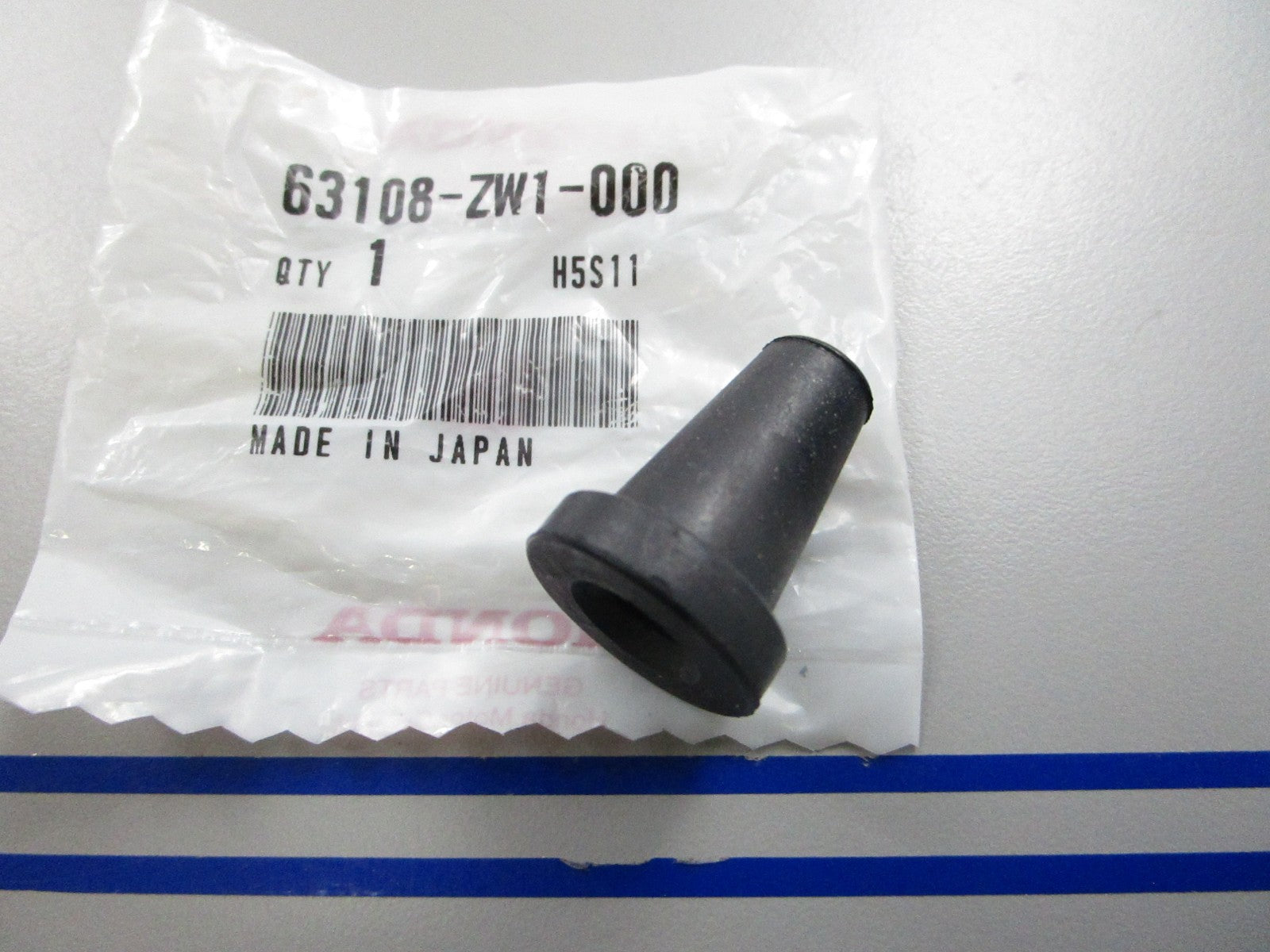 *NEW OEM* 0810 Honda Hook Damper 63108-ZW1-000