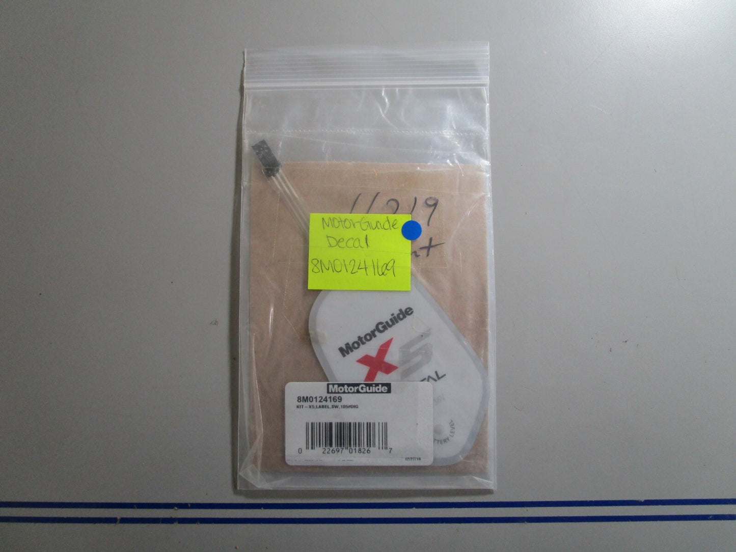 *NEW OEM* 0810 MotorGuide Decal 8M0124169