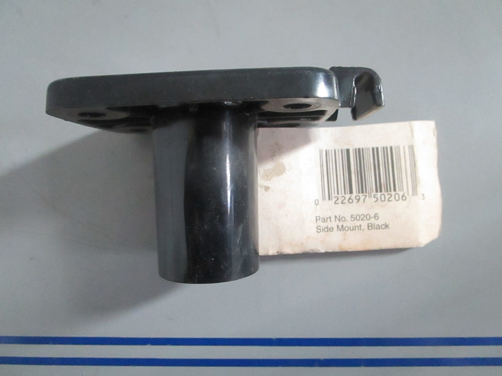 NEW OEM 5020-6 Attwood Black Side Mount 0820