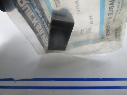 *NEW OEM* 0810 Mercury Quicksilver Plug 19-19027